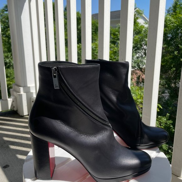 Christian Louboutin Black Ankle Booties with Iconic Red Soles - Picture 3 of 3